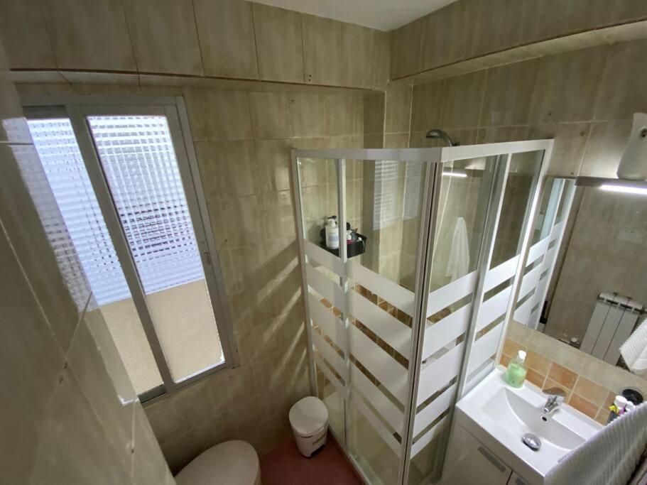 Habitacion Interior En Madrid Exterior foto
